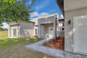 6805 Heavitree Dr Sebring, FL 33876 - MLS#A11928918