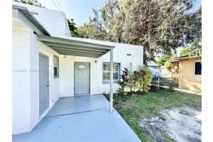 1278 NW 44th St #1, Miami, FL 33142, - MLS#A11928930