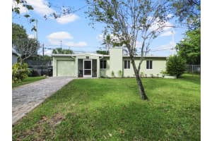 2133 Sw 1st Ct, Fort Lauderdale