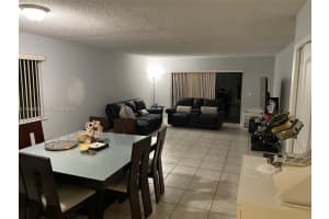 419 Lakeview Dr 201 Weston, FL 33326 - MLS#A11928973