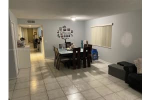 419 Lakeview Dr 201 Weston, FL 33326 - MLS#A11928973