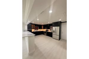 4529 Sw 24th St Fort Lauderdale, FL 33317 - MLS#A11928979