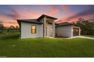 922 Richmond Ave N, Lehigh Acres, FL 33972, - MLS#A11929045