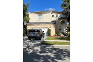 574 Nw 159th Ave Pembroke Pines, FL 33028 - MLS#A11929061