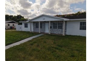 20570 Nw 1st Ct Miami Gardens, FL 33169 - MLS#A11929084