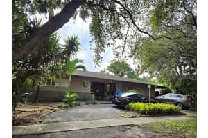 MLS# A11929095, North Miami Beach, Florida 33162