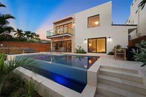 1815 Fairhaven Pl Miami, FL 33133 - MLS#A11929114