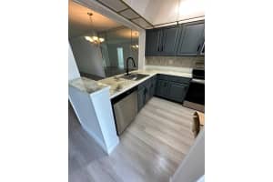 8001 Fairview Dr 101 Tamarac, FL 33321 - MLS#A11929123