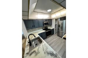 8001 Fairview Dr 101 Tamarac, FL 33321 - MLS#A11929123