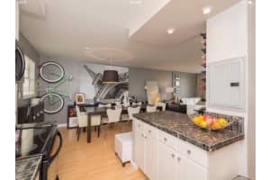 947 Lenox Ave 404 Miami Beach, FL 33139 - MLS#A11929149