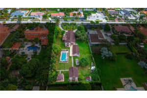 300 Sw 123rd Ave Miami, FL 33184 - MLS#A11929165