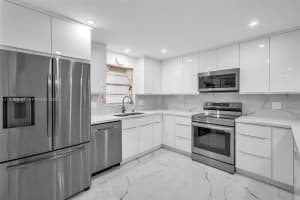 500 S Luna Ct 7 Hollywood, FL 33021 - MLS#A11929168