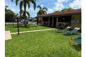 811 Ne 10th St 5 Hallandale Beach, FL 33009 - MLS#A11929207