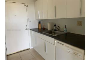 2000 Ne 135th St 710 North Miami, FL 33181 - MLS#A11929234