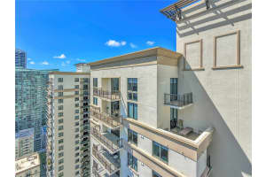 Nine at Mary Brickell Village, 999 SW 1st Ave, Miami, FL 33130, - MLS#A11929255