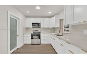 261 NW 144th St, Miami, FL 33168, - MLS#A11929260