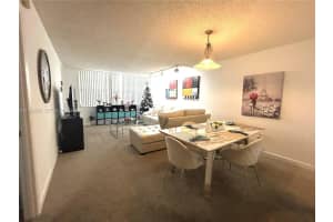 1100 Saint Charles Pl 620 Pembroke Pines, FL 33026 - MLS#A11929283