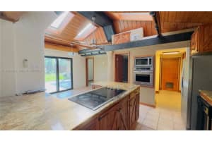 18350 SW 214th St, Miami, FL 33187, - MLS#A11929284