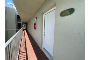 10090 Nw 80th Ct 1401 Hialeah Gardens, FL 33016 - MLS#A11929292