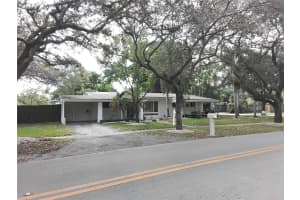 911 W Country Club Cir, Plantation, FL 33317, - MLS#A11929294