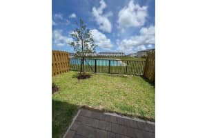 2825 Se 25 Avenue Homestead, FL 33034 - MLS#A11929365