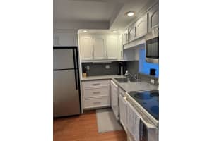 345 Ocean Dr APT 414, Miami Beach, FL 33139, - MLS#A11929377