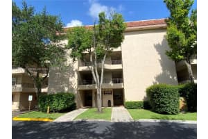 10451 W Broward Blvd APT 405, Plantation, FL 33324, - MLS#A11929393