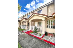 220 E 4th St UNIT 3, Hialeah, FL 33010, - MLS#A11929410