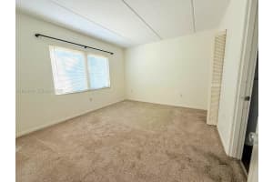 649 S Tamiami Trail 112 Venice, FL 34285 - MLS#A11929418