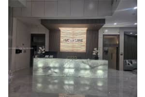 MLS# A11929419, Aventura, Florida 33180