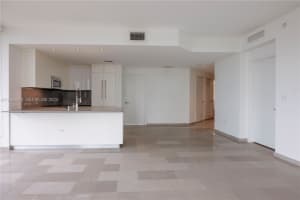 68 SE 6th St Apt 2112, Miami, FL 33131, - MLS#A11929423