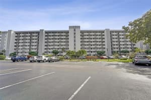 5860 Nw 44th St 806 Lauderhill, FL 33319 - MLS#A11929459