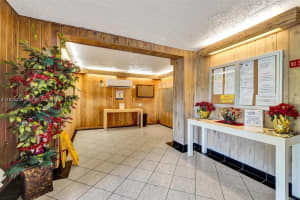 5860 Nw 44th St 806 Lauderhill, FL 33319 - MLS#A11929459