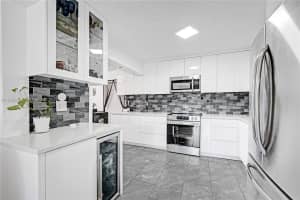 1631 Ne 32nd St Pompano Beach, FL 33064 - MLS#A11929464