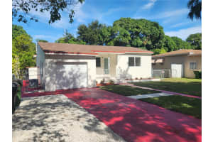 815 Ne 134th St North Miami, FL 33161 - MLS#A11929467
