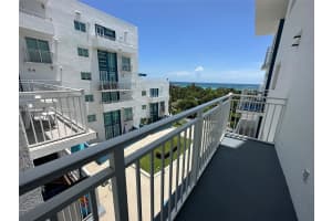 7600 Collins Ave 709 Miami Beach, FL 33141 - MLS#A11929488