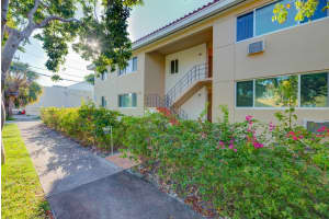 212 Phoenetia Ave 2 Coral Gables, FL 33134 - MLS#A11929503