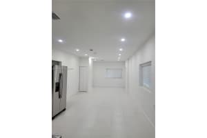 511 Nw 62nd Ave Miami, FL 33126 - MLS#A11929535