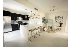 11864 Nw 11th St 11864, Pembroke Pines