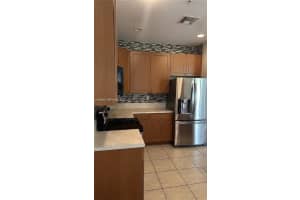 2851 W Prospect Rd 1211 Tamarac, FL 33309 - MLS#A11929561