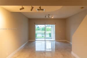 16749 Hemingway Dr, Weston, FL 33326, - MLS#A11929566