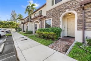 3272 W 92nd Pl Hialeah, FL 33018 - MLS#A11929692