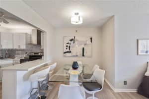 313 Knotty Pine Cir A-2 Green Acres, FL 33463 - MLS#A11929740