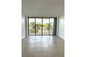 2450 Ne 135th St 410 North Miami, FL 33181 - MLS#A11929765