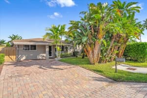 101 Ne 46th Ct, Oakland Park