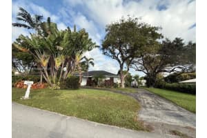 8865 Sw 176th Ter Palmetto Bay, FL 33157 - MLS#A11929791