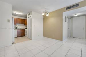 2651 Riverside Dr APT 1, Coral Springs, FL 33065, - MLS#A11929805