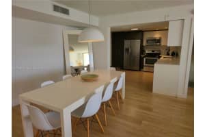 9250 W Bay Harbor Dr 5b Bay Harbor Islands, FL 33154 - MLS#A11929810