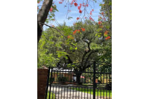 1760 Ne 144th St Miami, FL 33181 - MLS#A11929825