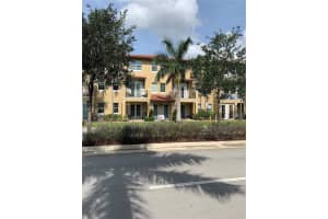 1044 Sw 147th Ave 10105 Pembroke Pines, FL 33027 - MLS#A11929831